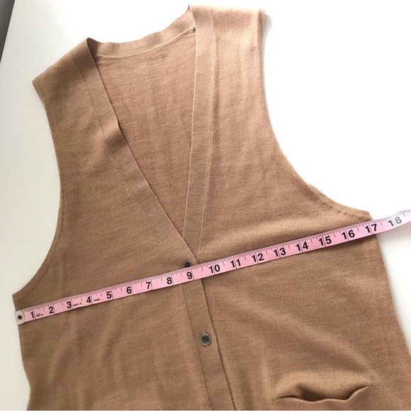 Beautiful Vintage Women’s 90s Nude Sweater Vest Size M or L - Picture 8 of 16